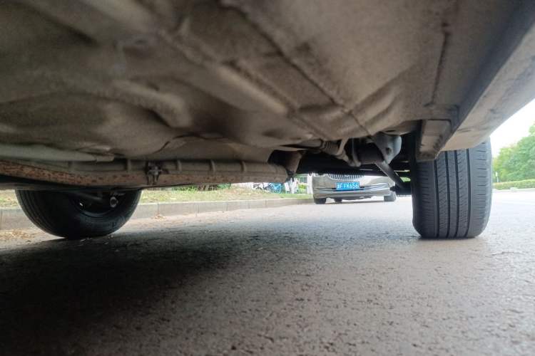 Used Buick Excelle 2015 1.5L Automatic Classic Model Chassis Rear Left