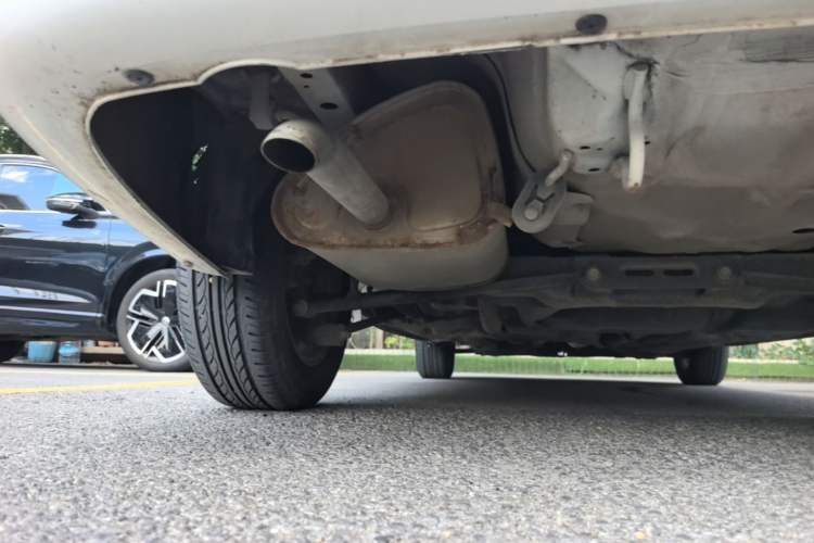 Used Buick Excelle 2015 1.5L Automatic Classic Model Chassis Rear Left