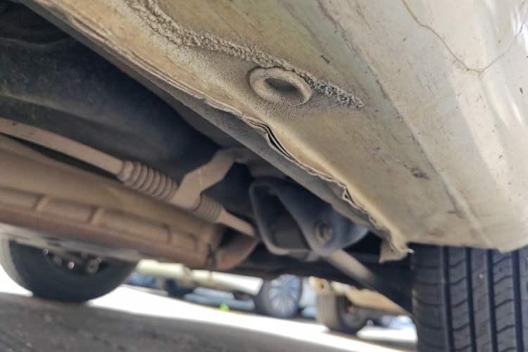 Used Buick Excelle 2015 1.5L Automatic Classic Model Chassis Rear Left