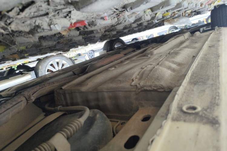 Used Buick Excelle 2015 1.5L Automatic Classic Model Chassis Rear Left