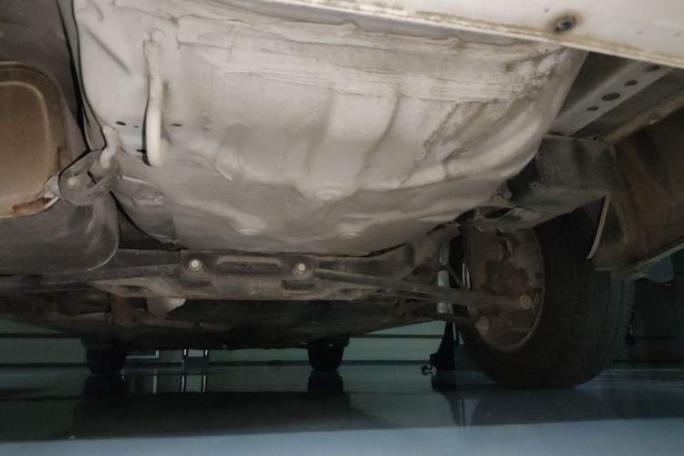 Used Buick Excelle 2015 1.5L Automatic Classic Model Chassis Rear