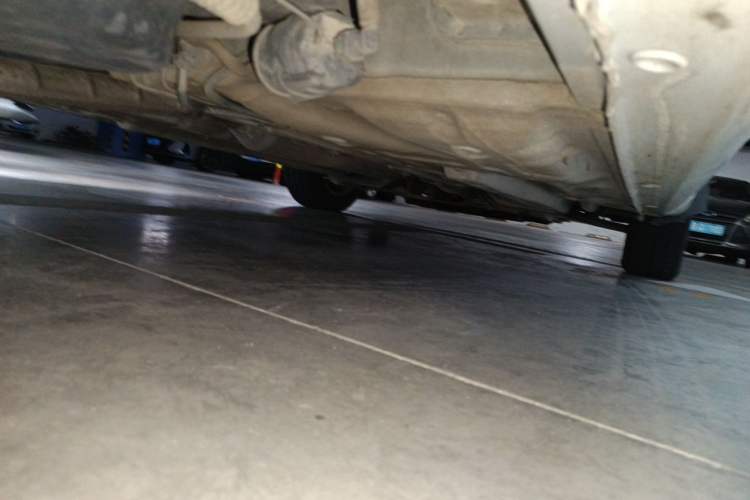 Used Buick Excelle 2015 1.5L Manual Classic Trim Chassis Rear Right