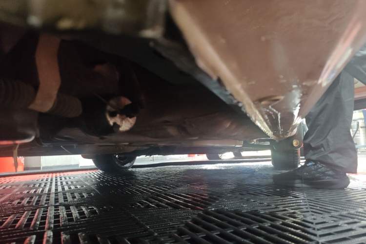 Used Buick Excelle 2015 1.5L Automatic Classic Model Chassis Rear Right