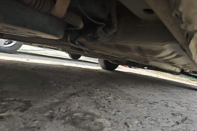 Used Buick Excelle 2015 1.5L Manual Classic Trim Chassis Rear Right