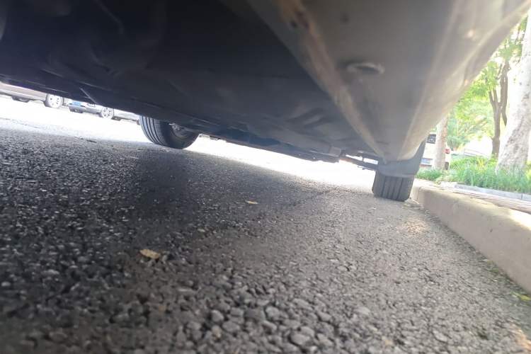Used Buick Excelle 2015 1.5L Manual Classic Trim Chassis Rear Right