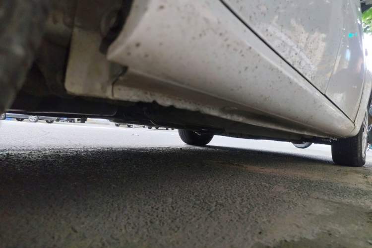 Used Buick Excelle 2015 1.5L Automatic Classic Model Chassis Rear Right