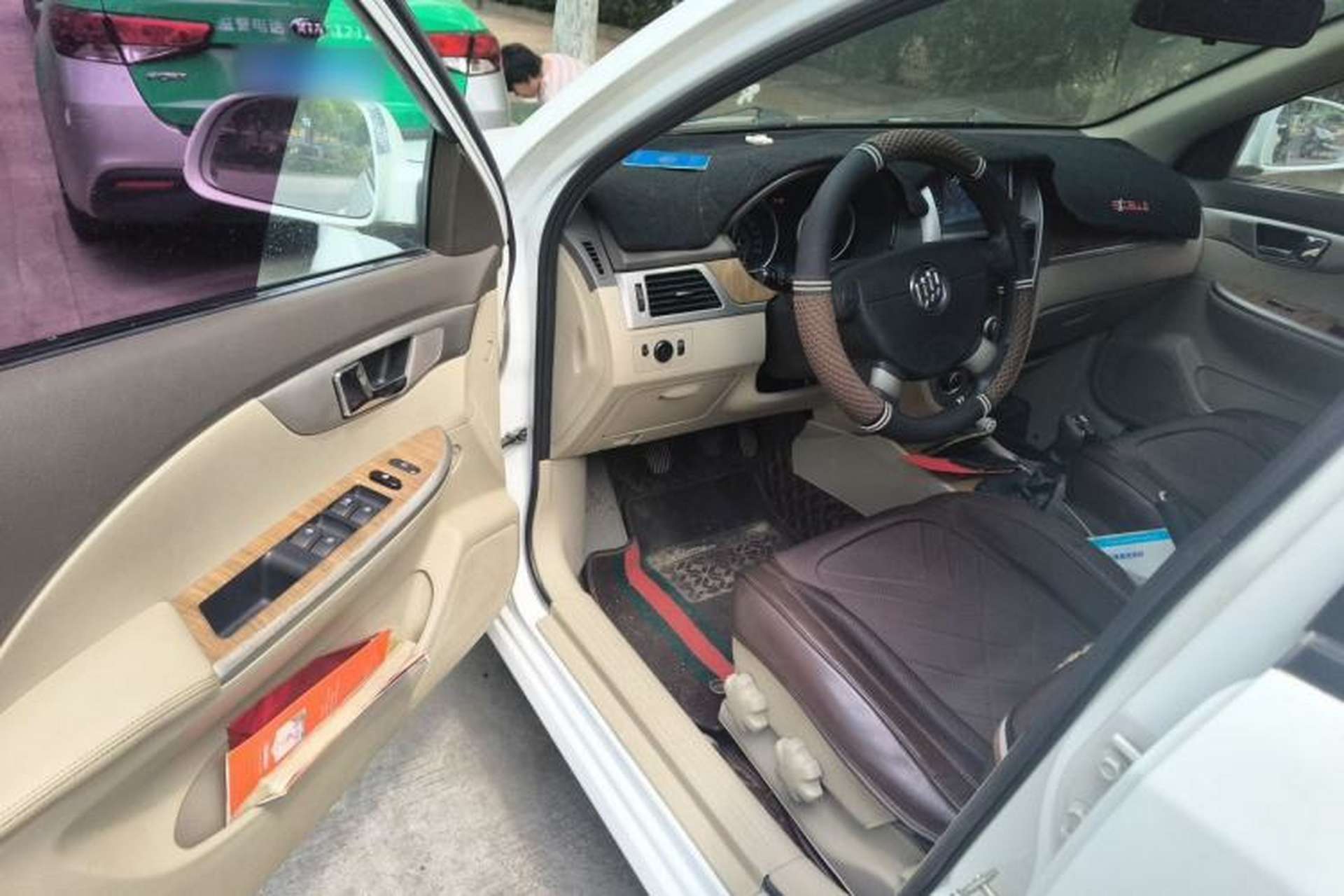 Used Buick Excelle 2015 1.5L Manual Classic Trim Driver Seat