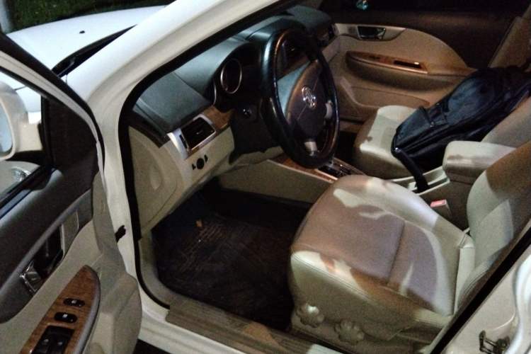 Used Buick Excelle 2015 1.5L Automatic Classic Model Driver Seat