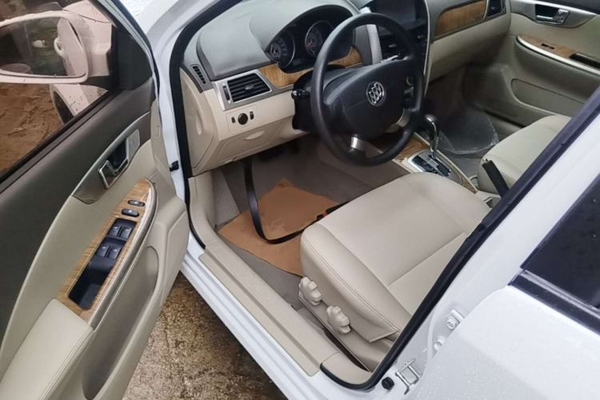 Used Buick Excelle 2015 1.5L Automatic Classic Model Driver Seat