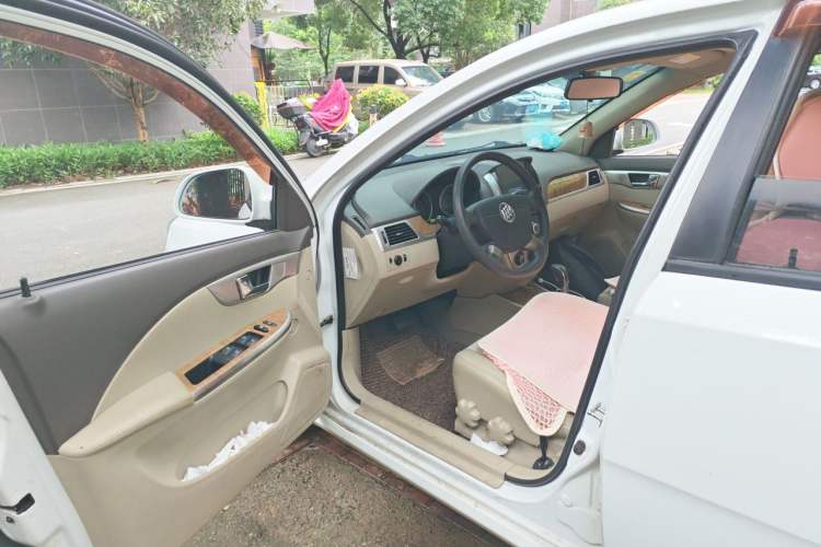 Used Buick Excelle 2015 1.5L Automatic Classic Model Driver Seat
