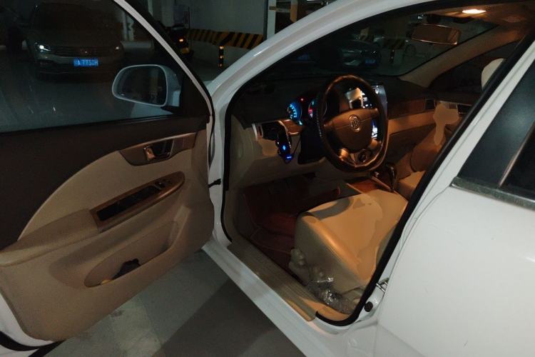 Used Buick Excelle 2015 1.5L Automatic Classic Model Driver Seat
