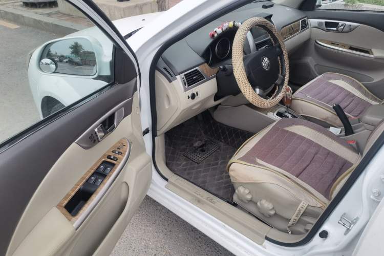 Used Buick Excelle 2015 1.5L Automatic Classic Model Driver Seat