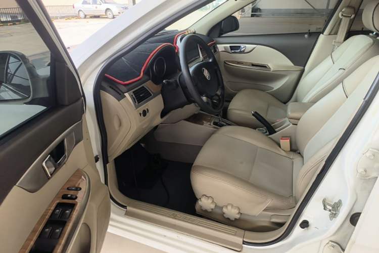 Used Buick Excelle 2015 1.5L Automatic Classic Model Driver Seat