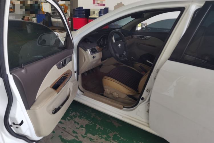 Used Buick Excelle 2015 1.5L Manual Classic Trim Driver Seat