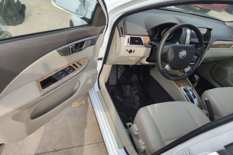 Used Buick Excelle 2015 1.5L Automatic Classic Model Driver Seat