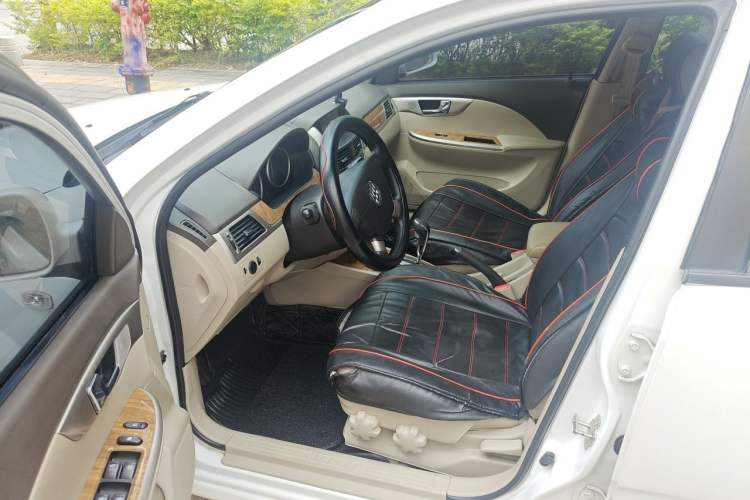 Used Buick Excelle 2015 1.5L Automatic Classic Model Driver Seat