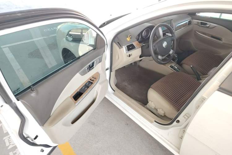 Used Buick Excelle 2015 1.5L Automatic Classic Model Driver Seat