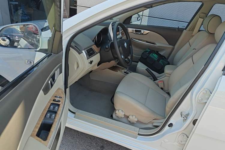 Used Buick Excelle 2015 1.5L Automatic Classic Model Driver Seat