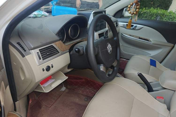 Used Buick Excelle 2015 1.5L Automatic Classic Model Driver Seat