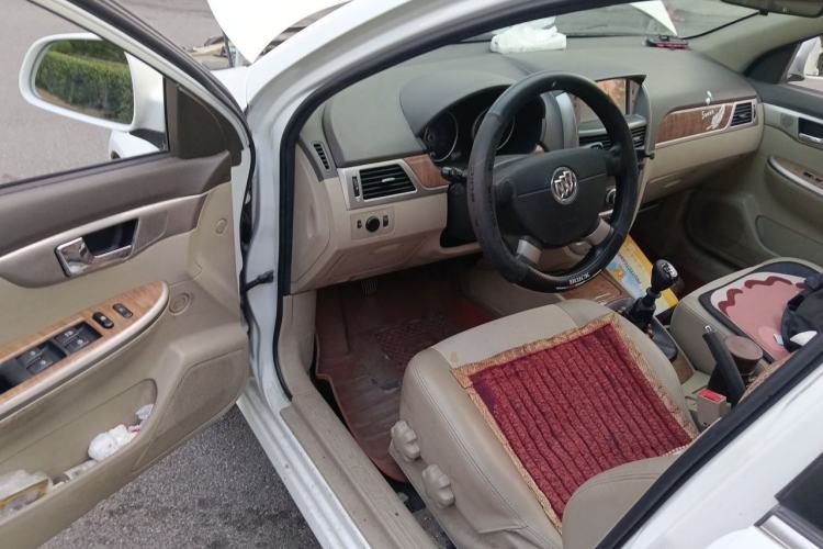 Used Buick Excelle 2015 1.5L Manual Classic Trim Driver Seat