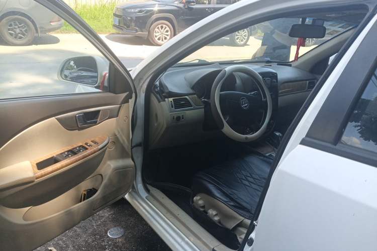 Used Buick Excelle 2015 1.5L Automatic Classic Model Driver Seat