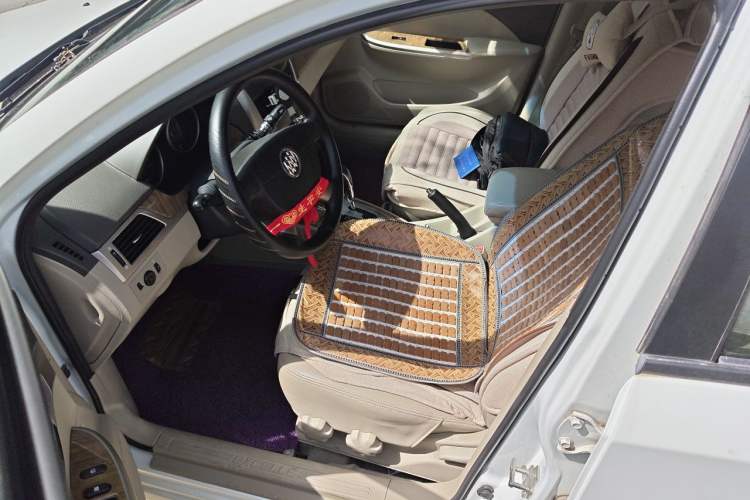 Used Buick Excelle 2015 1.5L Automatic Classic Model Driver Seat
