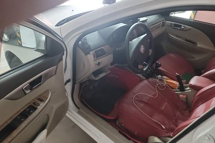 Used Buick Excelle 2015 1.5L Manual Classic Trim Driver Seat