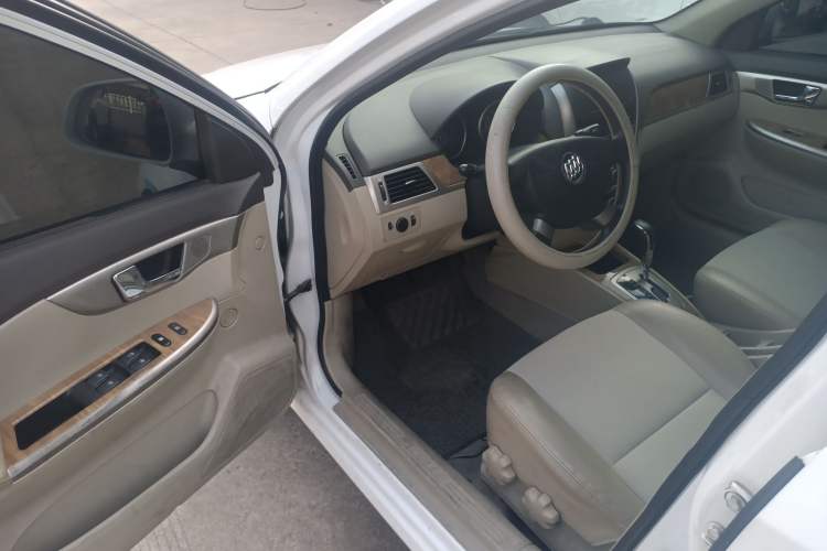 Used Buick Excelle 2015 1.5L Automatic Classic Model Driver Seat