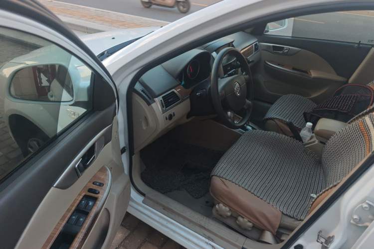 Used Buick Excelle 2015 1.5L Automatic Classic Model Driver Seat