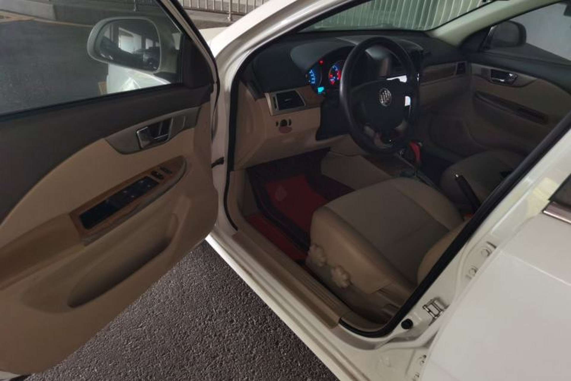 Used Buick Excelle 2015 1.5L Automatic Classic Model Driver Seat