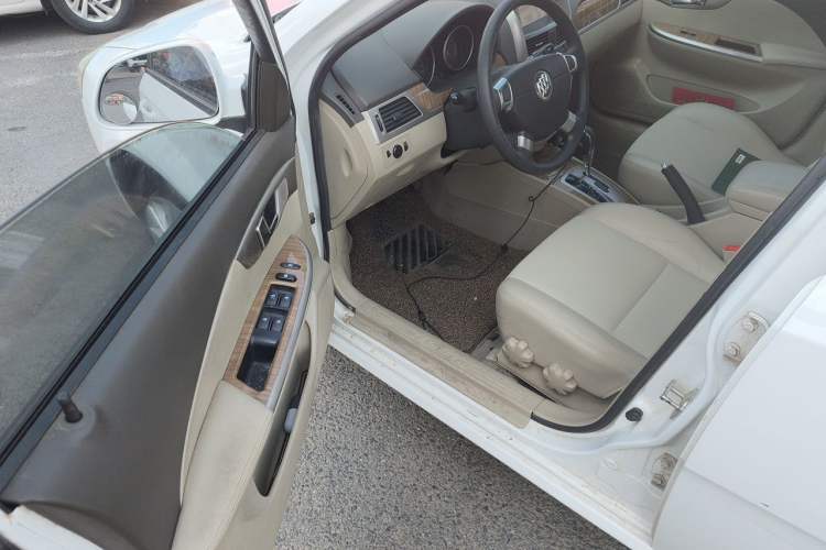 Used Buick Excelle 2015 1.5L Automatic Classic Model Driver Seat