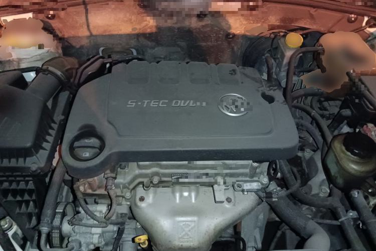 Used Buick Excelle 2015 1.5L Manual Classic Trim Engine Bay