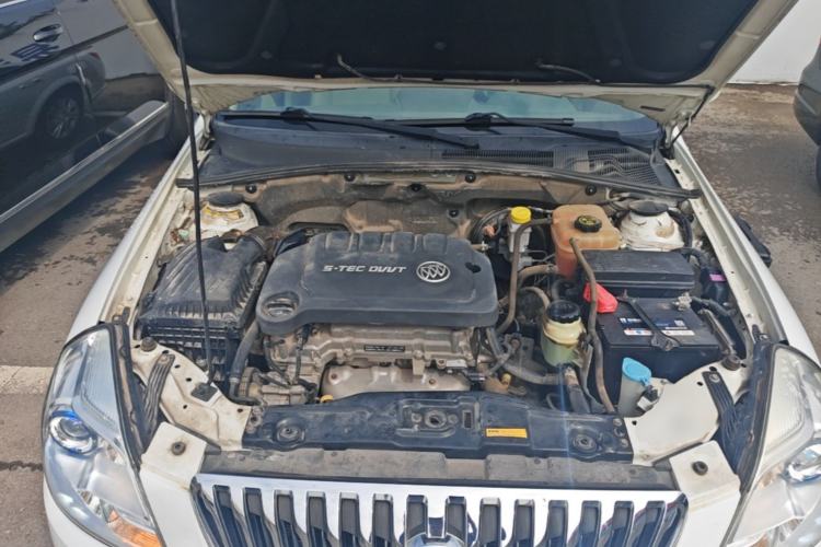 Used Buick Excelle 2015 1.5L Automatic Classic Model Engine Bay