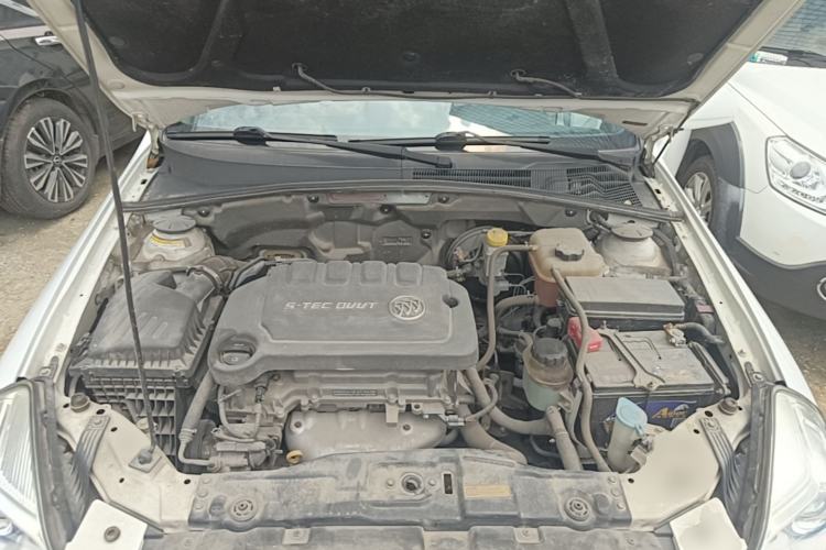 Used Buick Excelle 2015 1.5L Automatic Classic Model Engine Bay