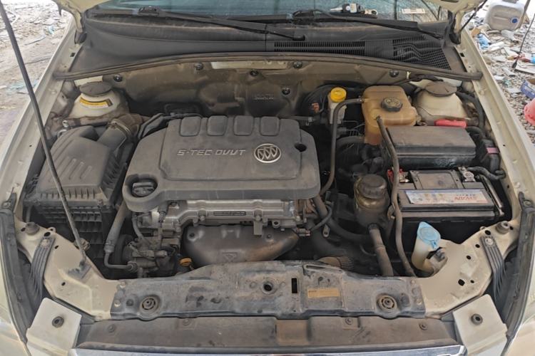 Used Buick Excelle 2015 1.5L Automatic Luxury Edition Engine Bay