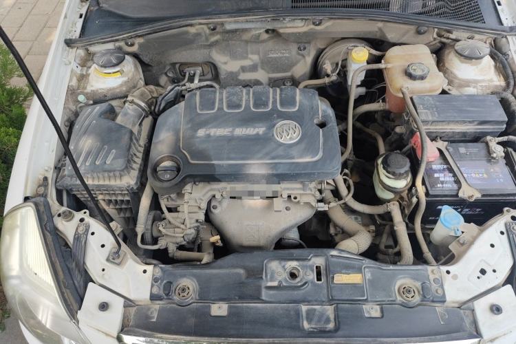 Used Buick Excelle 2015 1.5L Automatic Classic Model Engine Bay
