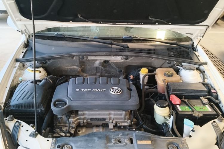 Used Buick Excelle 2015 1.5L Automatic Classic Model Engine Bay