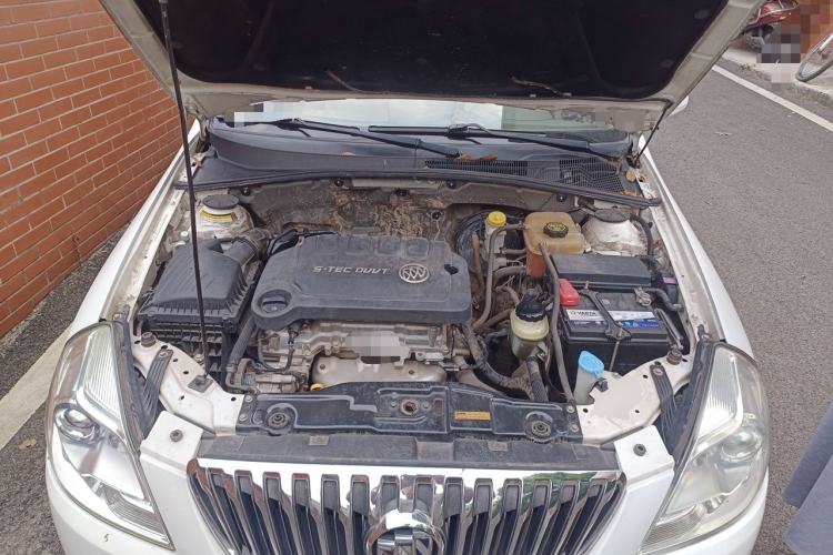 Used Buick Excelle 2015 1.5L Manual Classic Trim Engine Bay