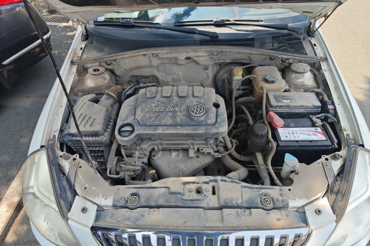 Used Buick Excelle 2015 1.5L Manual Classic Trim Engine Bay