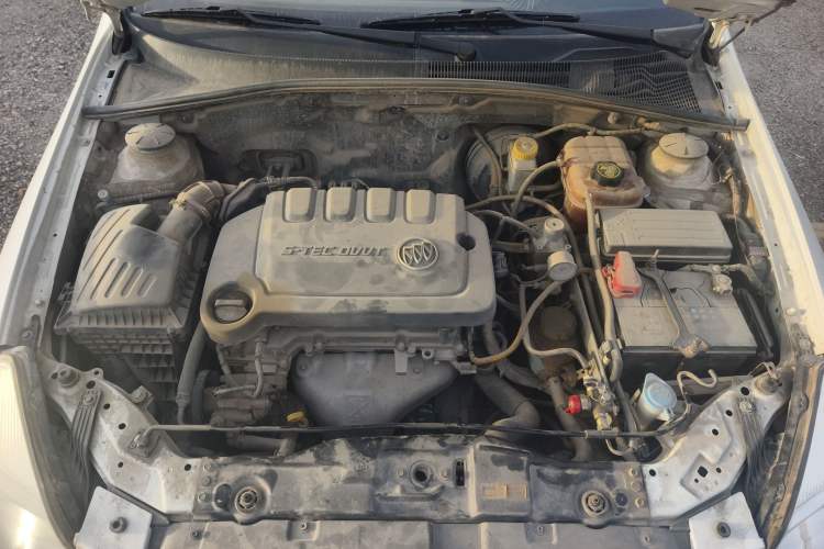 Used Buick Excelle 2015 1.5L Manual Classic Trim Engine Bay