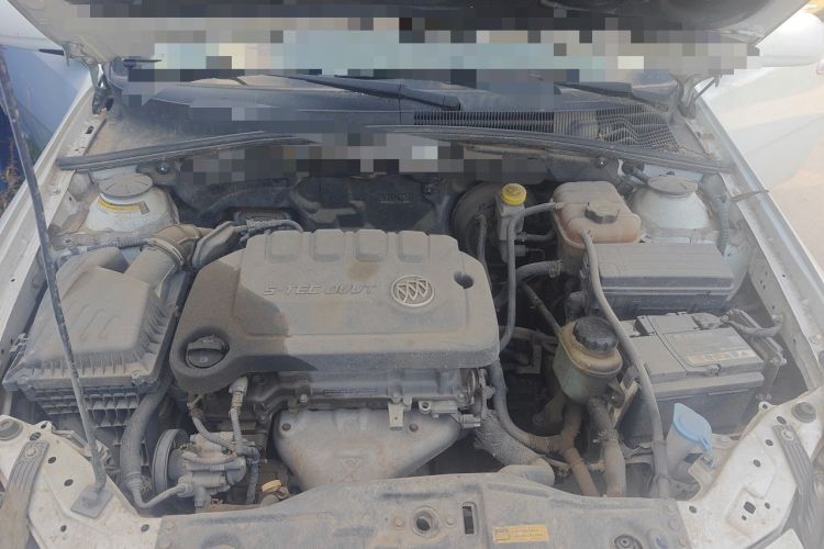 Used Buick Excelle 2015 1.5L Manual Luxury Model Engine Bay