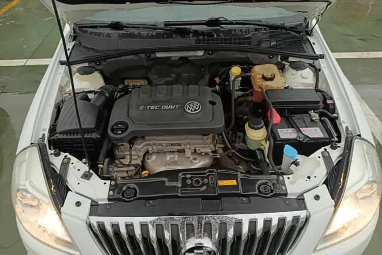 Used Buick Excelle 2015 1.5L Automatic Classic Model Engine Bay