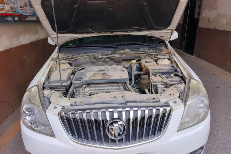 Used Buick Excelle 2015 1.5L Automatic Classic Model Engine Bay
