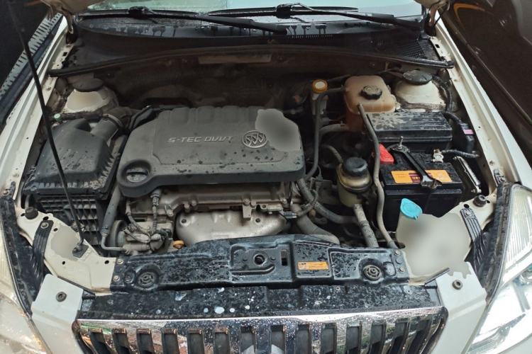 Used Buick Excelle 2015 1.5L Automatic Classic Model Engine Bay