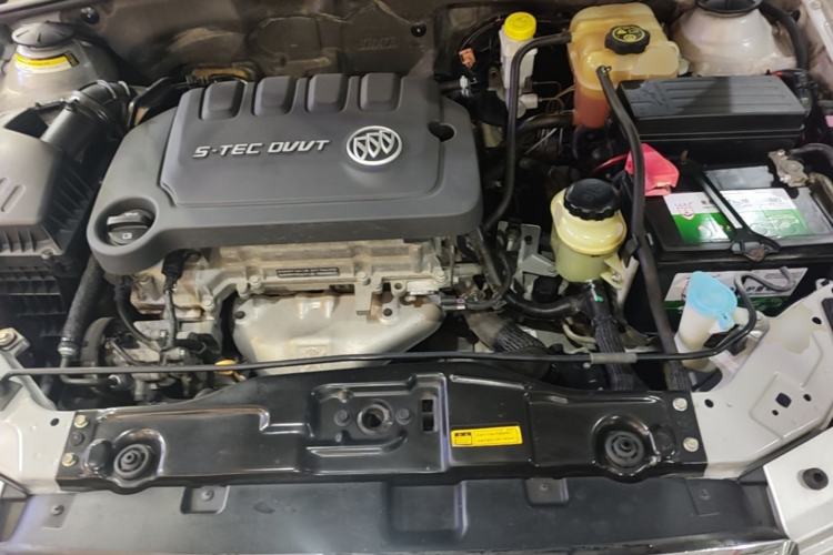 Used Buick Excelle 2015 1.5L Automatic Classic Model Engine Bay