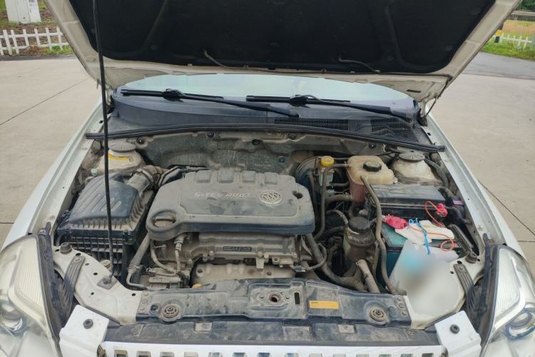 Used Buick Excelle 2015 1.5L Manual Classic Trim Engine Bay
