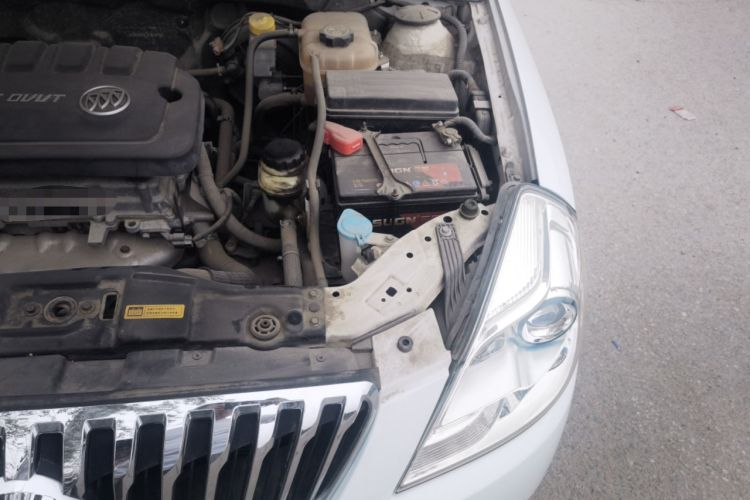 Used Buick Excelle 2015 1.5L Automatic Classic Model Engine Bay Left