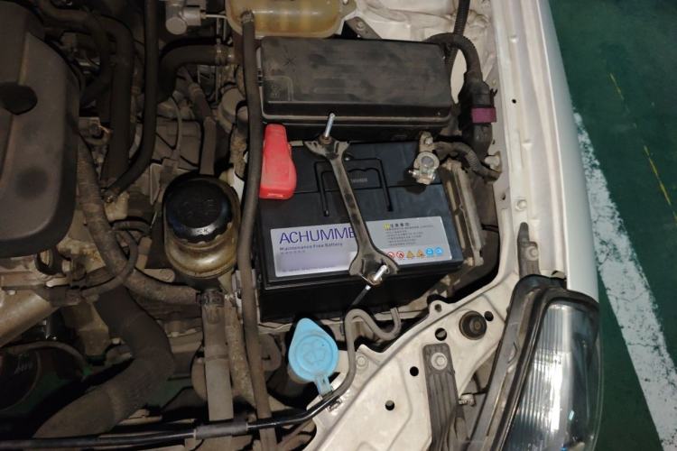 Used Buick Excelle 2015 1.5L Automatic Classic Model Engine Bay Left