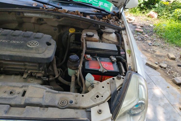 Used Buick Excelle 2015 1.5L Manual Classic Trim Engine Bay Left