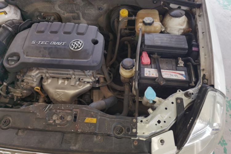 Used Buick Excelle 2015 1.5L Manual Classic Trim Engine Bay Left